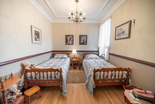 120 Wattsville Road, Cranbrook, BC - Indoor Photo Showing Bedroom