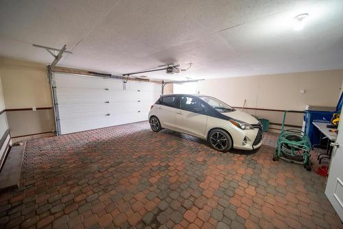 120 Wattsville Road, Cranbrook, BC - Indoor Photo Showing Garage