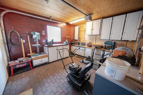 120 Wattsville Road, Cranbrook, BC - Indoor
