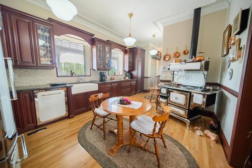 120 Wattsville Road, Cranbrook, BC - Indoor