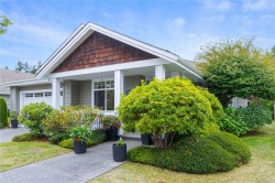 1390 Gabriola Dr  Parksville, BC V9P 2Y5