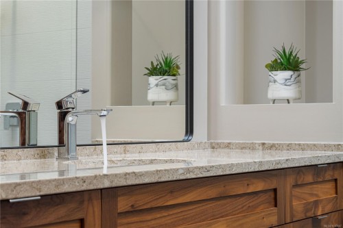 1390 Gabriola Dr, Parksville, BC 