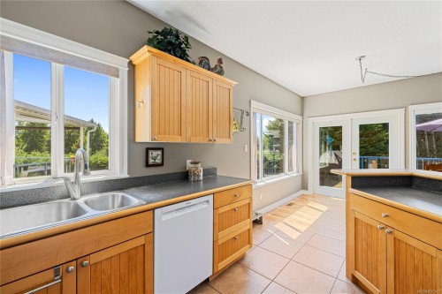 6127 Kiara Pl, Nanaimo, BC 