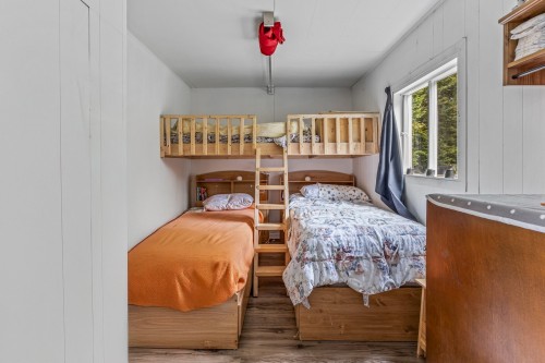 Chambre à coucher - 25  - 29 Ch. Lépine, Val-Des-Lacs, QC - Indoor Photo Showing Bedroom