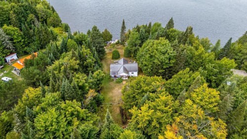 Photo aérienne - 25  - 29 Ch. Lépine, Val-Des-Lacs, QC - Outdoor With Body Of Water With View