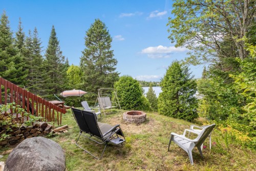 Vue sur l'eau - 25  - 29 Ch. Lépine, Val-Des-Lacs, QC - Outdoor