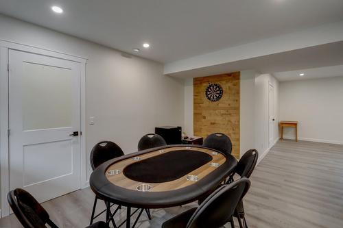 Salle familiale - 181 Mtée Du Coteau, Lantier, QC - Indoor