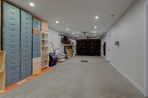 Garage - 181 Mtée Du Coteau, Lantier, QC - Indoor Photo Showing Other Room