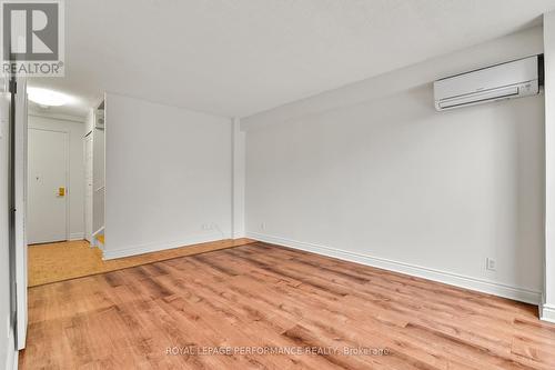 344 - 515 St Laurent Boulevard, Ottawa, ON - Indoor Photo Showing Other Room