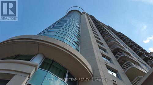 401 - 234 RIDEAU STREET  Ottawa, ON K1N 0A9