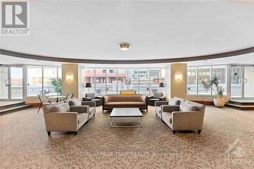 401 - 234 Rideau Street, Ottawa, ON - Indoor