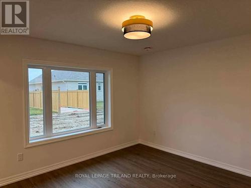 14 Harrow Lane, St. Thomas, ON - Indoor Photo Showing Other Room