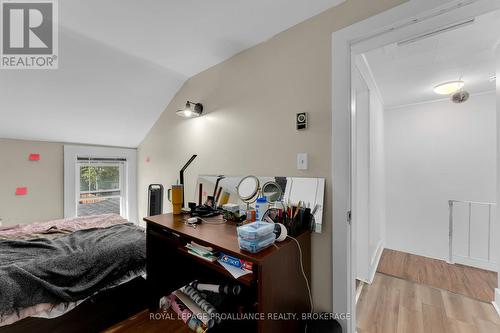 318 Sydenham Street, Kingston (East Of Sir John A. Blvd), ON - Indoor Photo Showing Bedroom