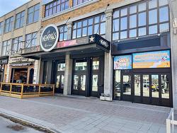 321  - 327 Rue des Forges  Trois-Rivières, QC G9A 2G9