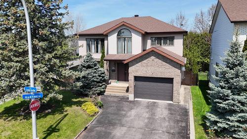 4629 Rue Laprade  Laval (Chomedey), QC H7T 2L5