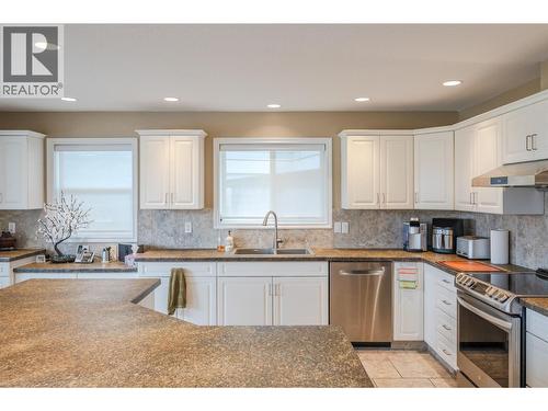 11702 Golf Course Drive, Osoyoos, BC - Indoor Photo Showing Kitchen With Double Sink