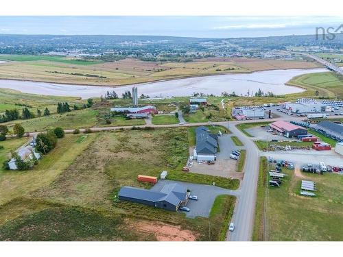 15 Hub Centre Dr, Truro, NS 