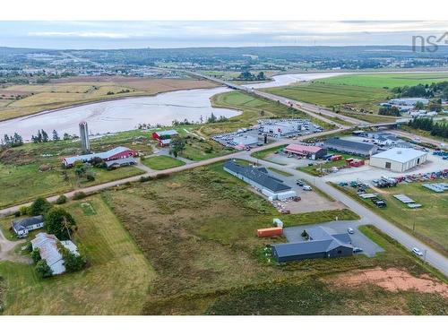 15 Hub Centre Dr, Truro, NS 