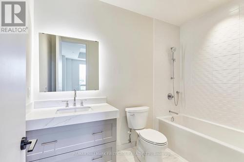 407 - 123 Maurice Drive, Oakville, ON - Indoor Photo Showing Bathroom