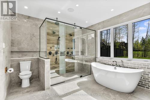 55 De La Seignerie Estates E, Champlain, ON - Indoor Photo Showing Bathroom