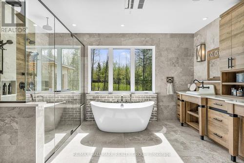 55 De La Seignerie Estates E, Champlain, ON - Indoor Photo Showing Bathroom