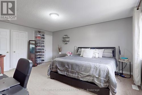 846 Groveland Avenue, Oshawa, ON - Indoor Photo Showing Bedroom