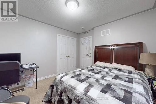 846 Groveland Avenue, Oshawa, ON - Indoor Photo Showing Bedroom