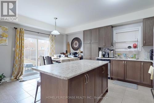 846 Groveland Avenue, Oshawa, ON - Indoor Photo Showing Kitchen
