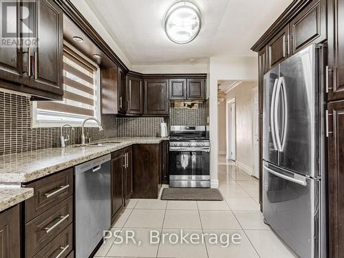 7 Willsteven Drive, Toronto, ON - Indoor Photo Showing Kitchen With Upgraded Kitchen