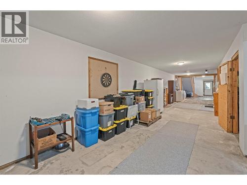2510 Samuelson Road, Sicamous, BC - Indoor Photo Showing Other Room