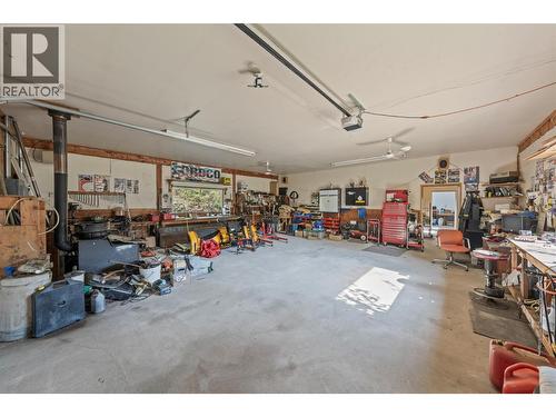 2510 Samuelson Road, Sicamous, BC - Indoor Photo Showing Garage