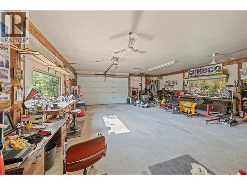 2510 Samuelson Road, Sicamous, BC - Indoor Photo Showing Garage