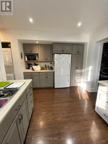 Main floor primary bedroom - 103 Victoria Avenue S, Hamilton, ON - Indoor Photo Showing Kitchen