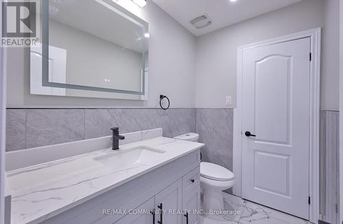 71 Willowridge Road, Toronto, ON - Indoor Photo Showing Bathroom