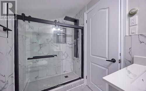 71 Willowridge Road, Toronto, ON - Indoor Photo Showing Bathroom