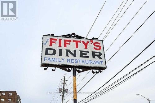 931 Queenston Road, Hamilton, ON 