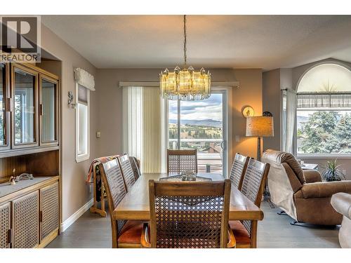 8905 Orchard Ridge Drive, Coldstream, BC - Indoor Photo Showing Dining Room