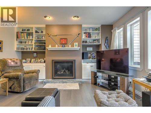 8905 Orchard Ridge Drive, Coldstream, BC - Indoor Photo Showing Living Room With Fireplace