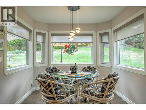 8905 Orchard Ridge Drive, Coldstream, BC - Indoor Photo Showing Dining Room