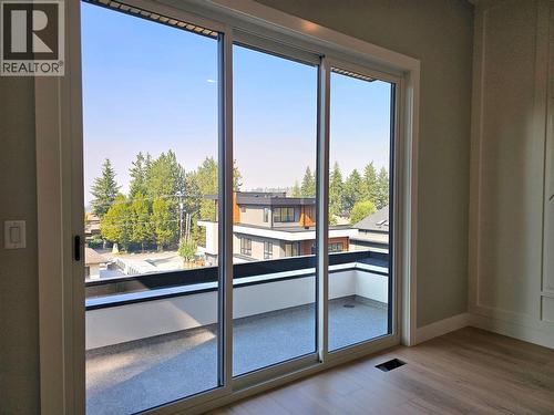 757 Barnaby Road Unit# 3, Kelowna, BC - Indoor Photo Showing Other Room