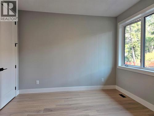 757 Barnaby Road Unit# 3, Kelowna, BC - Indoor Photo Showing Other Room
