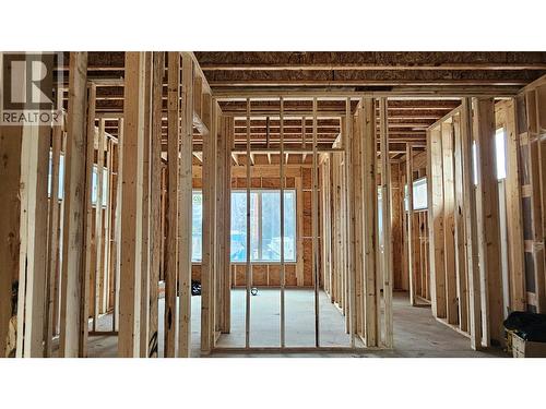 757 Barnaby Road Unit# 1, Kelowna, BC - Indoor Photo Showing Other Room