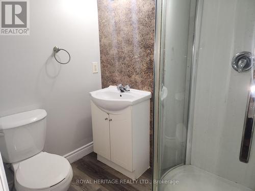 112 - 8800 Willoughby Drive, Niagara Falls, ON - Indoor Photo Showing Bathroom