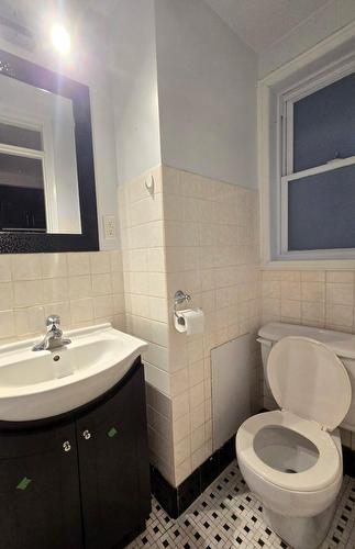 Bathroom - 1-2840 Av. Laurier E., Montréal (Rosemont/La Petite-Patrie), QC - Indoor Photo Showing Bathroom