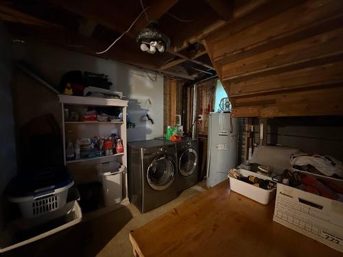 Salle de lavage - 328 Route 391 S., Béarn, QC - Indoor Photo Showing Laundry Room