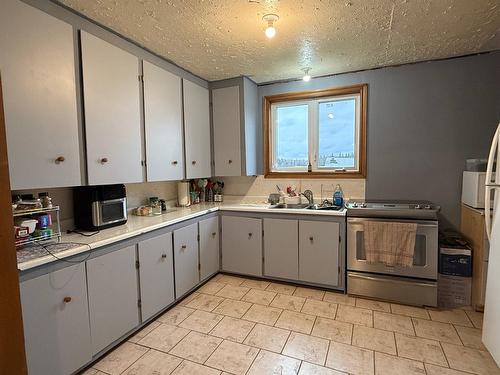 Cuisine - 328 Route 391 S., Béarn, QC - Indoor Photo Showing Kitchen With Double Sink