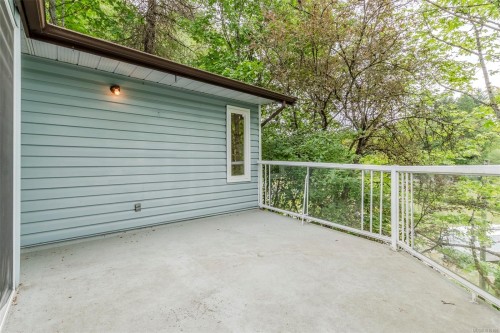 6011 Mary St, Duncan, BC 