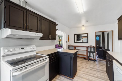 125 Harewood Rd, Nanaimo, BC 