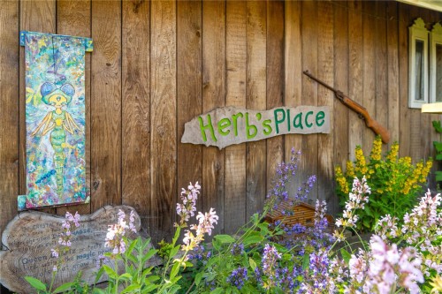 125 Harewood Rd, Nanaimo, BC 