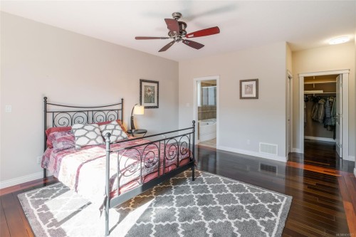 4957 Ney Dr, Nanaimo, BC 